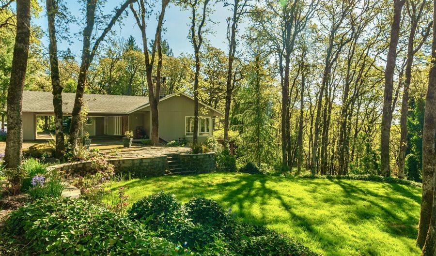 3530 NW MARIPOSA Dr, Albany, OR 97321 - 4 Beds, 3 Bath
