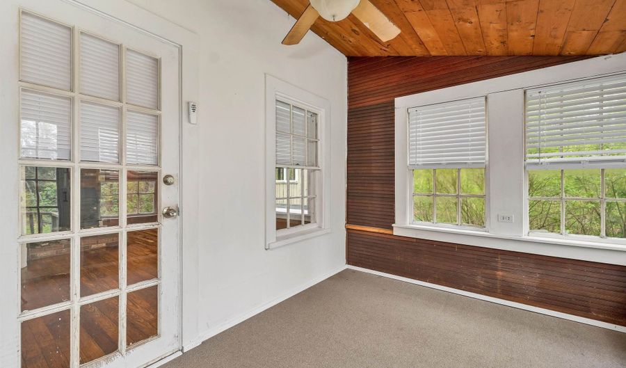 8 Avery Rd, Campton, NH 03223 - 4 Beds, 3 Bath