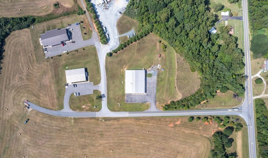 200 Industrial Park, Appomattox, VA 24522 - 0 Beds, 0 Bath