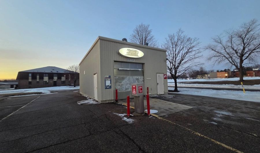 1311 W Front St, Albert Lea, MN 56007 - 0 Beds, 0 Bath