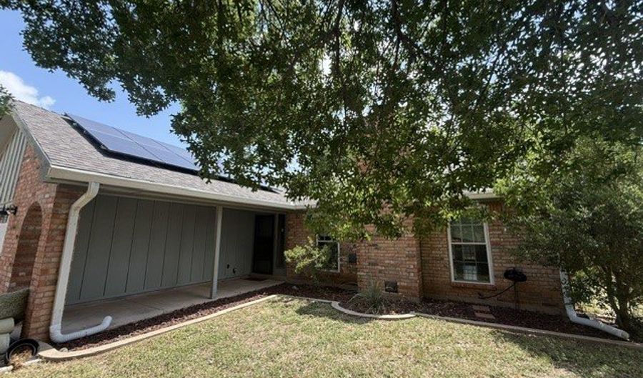 1949 Chimneywood Ct, Abilene, TX 79602 - 3 Beds, 2 Bath