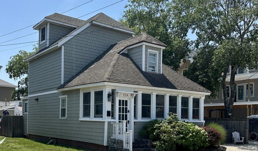 224 5th St A, Beach Haven, NJ 08008 - 5 Beds, 3 Bath