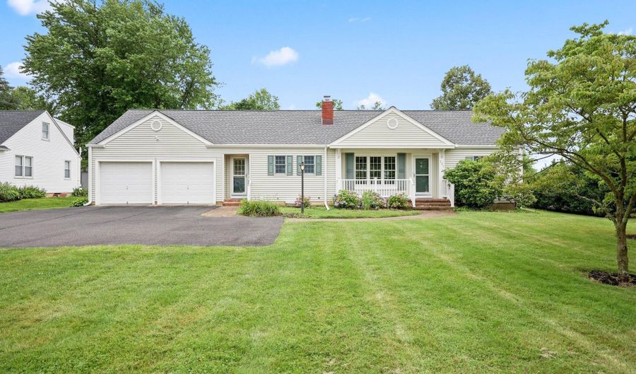 151 S Main St, Allentown, NJ 08501 - 3 Beds, 3 Bath