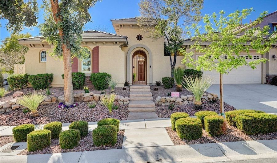 3663 Coventry Gardens Dr, Las Vegas, NV 89135 - 3 Beds, 3 Bath