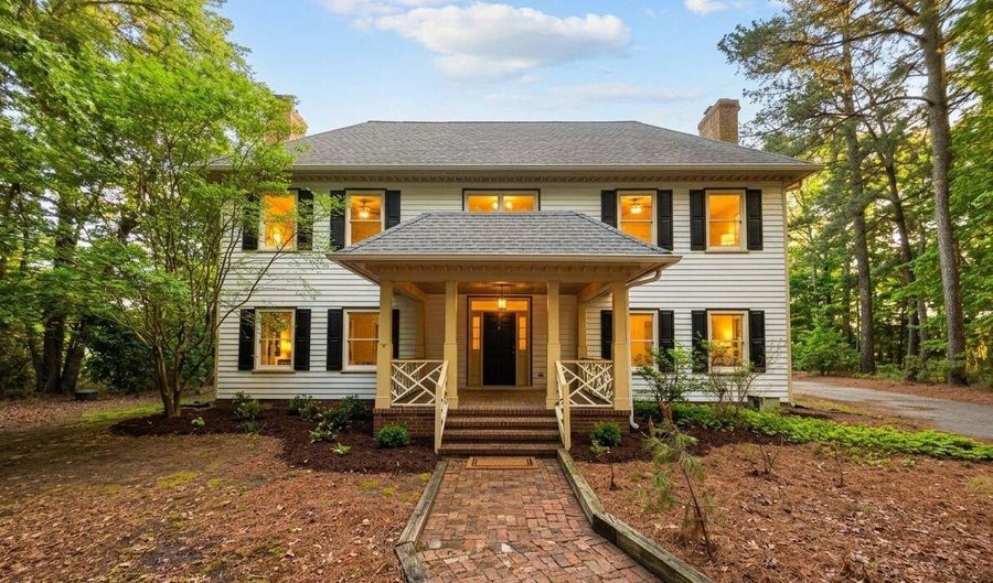 11429 ASSATEAGUE Rd, Berlin, MD 21811 - 5 Beds, 3 Bath