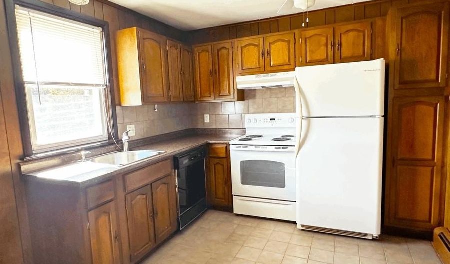 246 George Waterman Rd 2, Johnston, RI 02919 - 1 Beds, 1 Bath