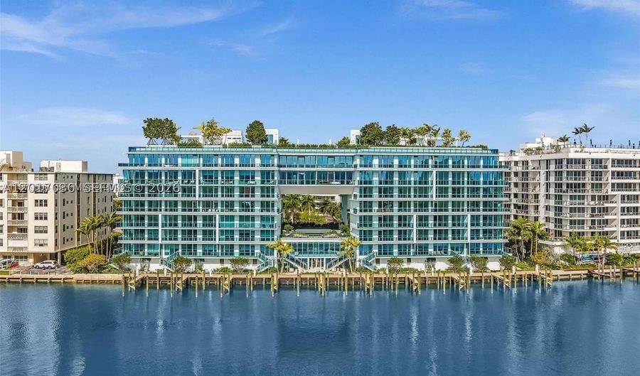9221 E Bay Harbor Dr 309, Bay Harbor Islands, FL 33154 - 2 Beds, 3 Bath