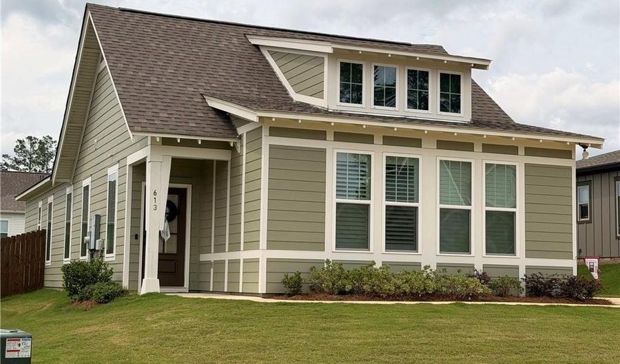 613 SHROPSHIRE Dr, Auburn, AL 36832 - 4 Beds, 2 Bath