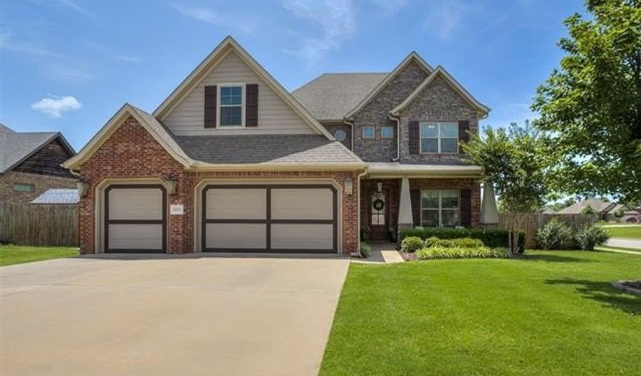 5603 Aspen Ave, Bartlesville, OK 74006 - 4 Beds, 4 Bath