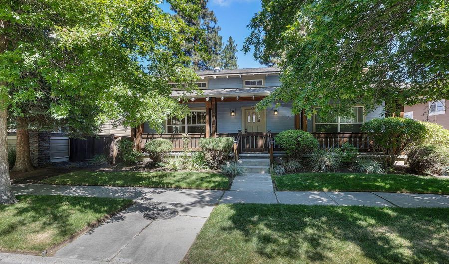 2612 NW Lemhi Pass Dr, Bend, OR 97703 - 3 Beds, 2 Bath