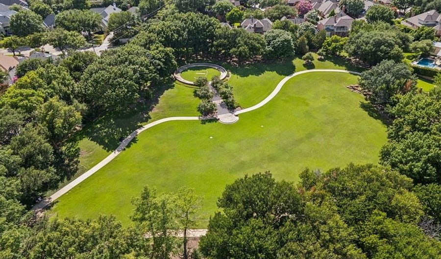 14733 Celestial Pl, Addison, TX 75254 - 3 Beds, 4 Bath