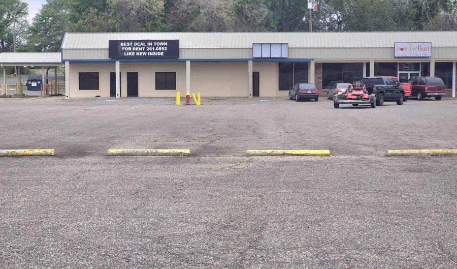 641 E MADISON Ave, Bastrop, LA 71220 - 0 Beds, 0 Bath