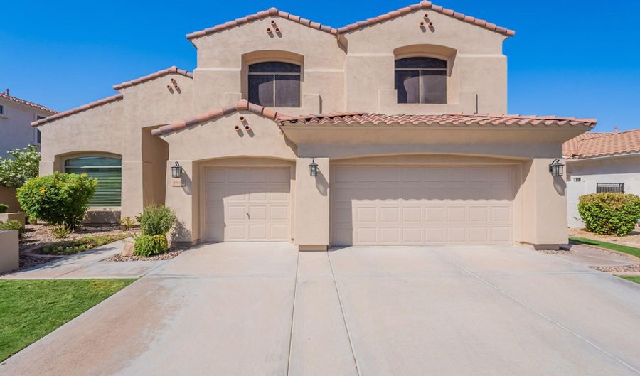 4502 S WILDFLOWER Pl, Chandler, AZ 85248 - 5 Beds, 3 Bath