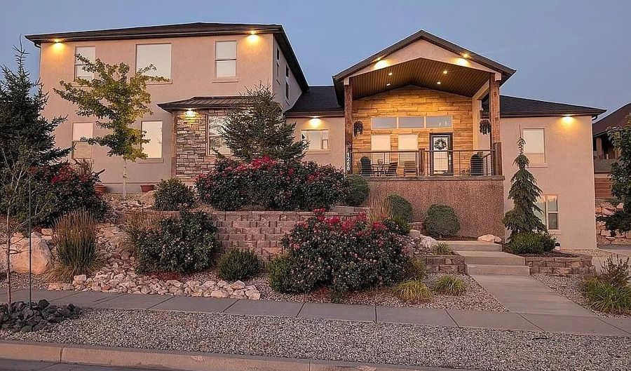 1268 N Knoll St, Cedar City, UT 84721 - 7 Beds, 4 Bath