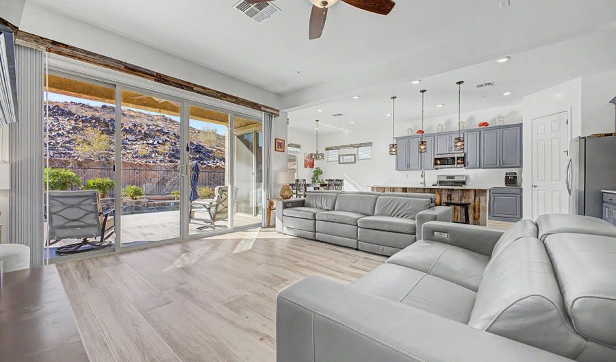 21236 W YALE St, Buckeye, AZ 85396 - 4 Beds, 3 Bath