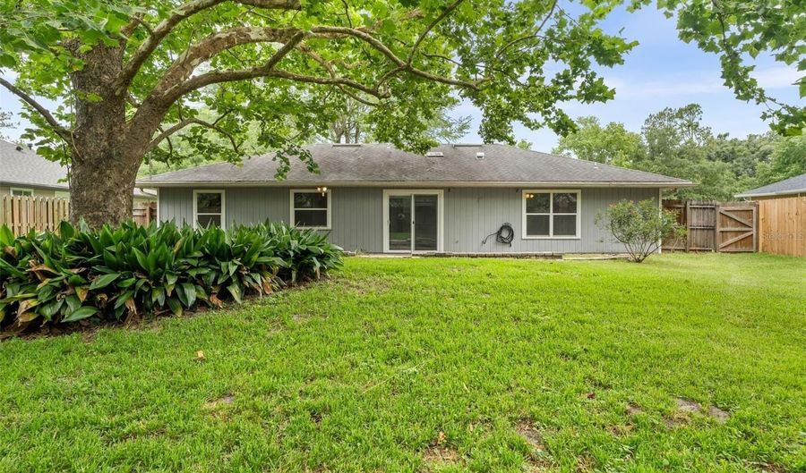 11123 NW 61ST Ter, Alachua, FL 32615 - 3 Beds, 2 Bath