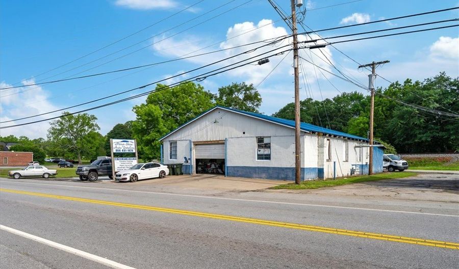 705 Anderson St, Belton, SC 29627 - 0 Beds, 0 Bath