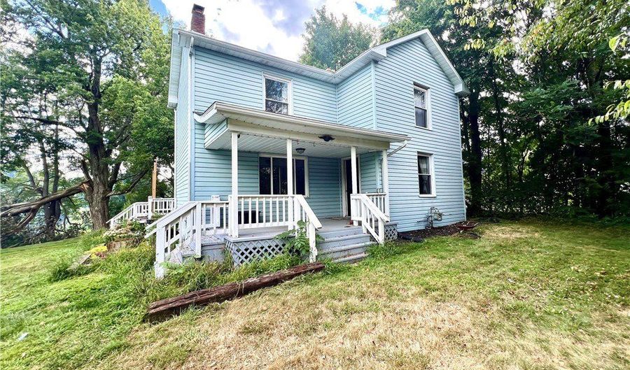 3758 Ellwood Rd, Shenango Twp., PA 16101 - 3 Beds, 2 Bath