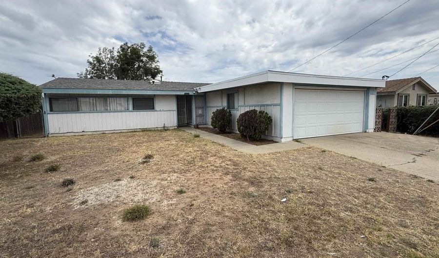 9430 Fermi Ave, San Diego, CA 92123 - 3 Beds, 2 Bath