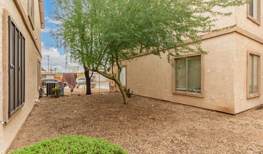 206 E LAWRENCE Blvd 122, Avondale, AZ 85323 - 3 Beds, 3 Bath