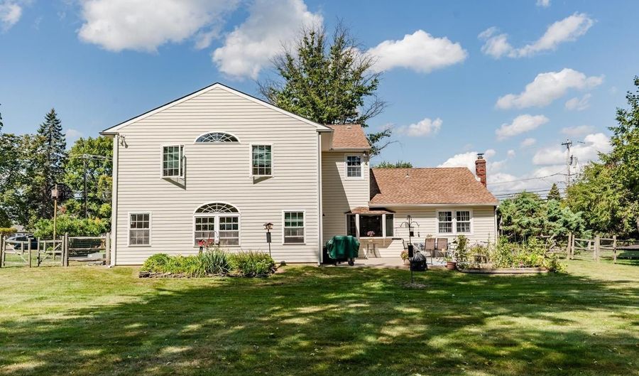 1449 FORT WASHINGTON Ave, Ambler, PA 19002 - 4 Beds, 4 Bath