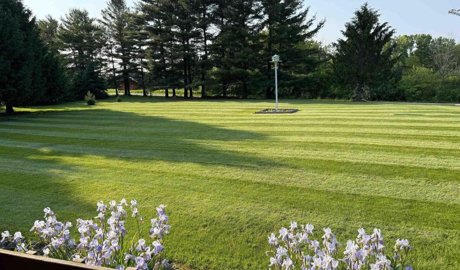 1764 County Road 66 Rd, Auburn, IN 46706 - 3 Beds, 2 Bath