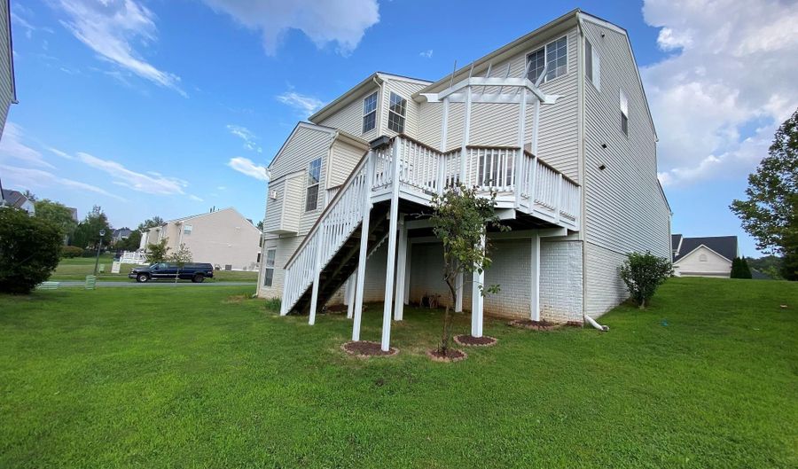 14301 ASHLEIGH GREENE Rd, Boyds, MD 20841 - 5 Beds, 4 Bath