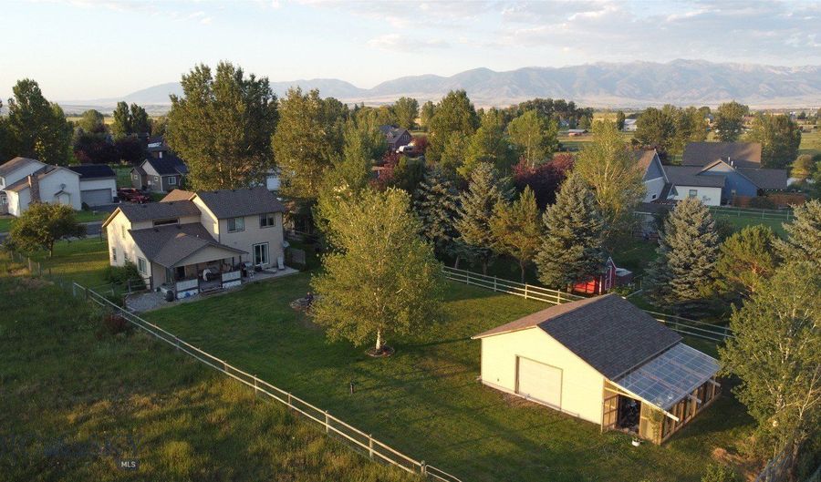218 E Tobiano Trl, Belgrade, MT 59714 - 4 Beds, 3 Bath