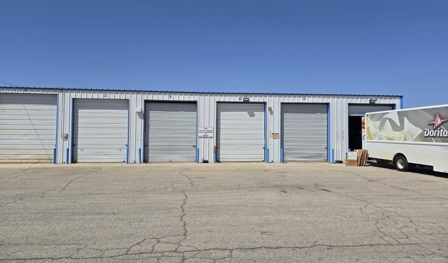 1304 S First St, Artesia, NM 88210 - 0 Beds, 0 Bath
