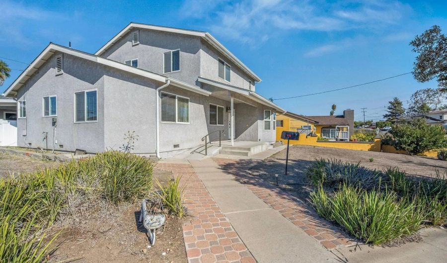 8700 Crockett St, La Mesa, CA 91942 - 4 Beds, 3 Bath