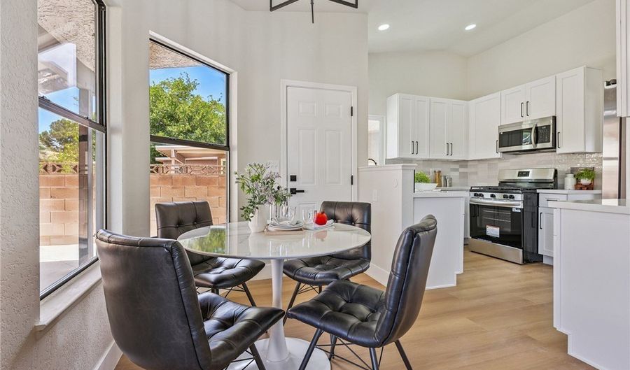 2854 Mahogany Grove Ave, Henderson, NV 89074 - 4 Beds, 2 Bath
