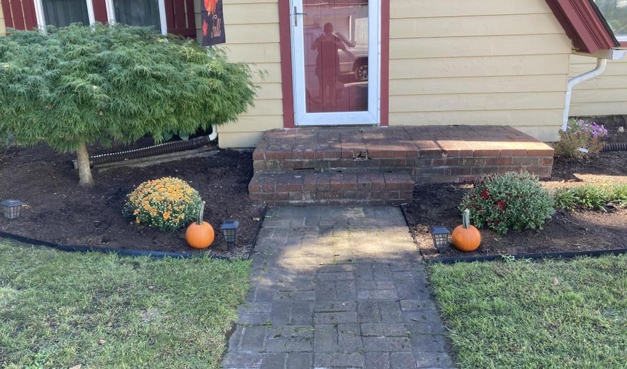 12 2nd St, Adams, MA 01220 - 3 Beds, 2 Bath