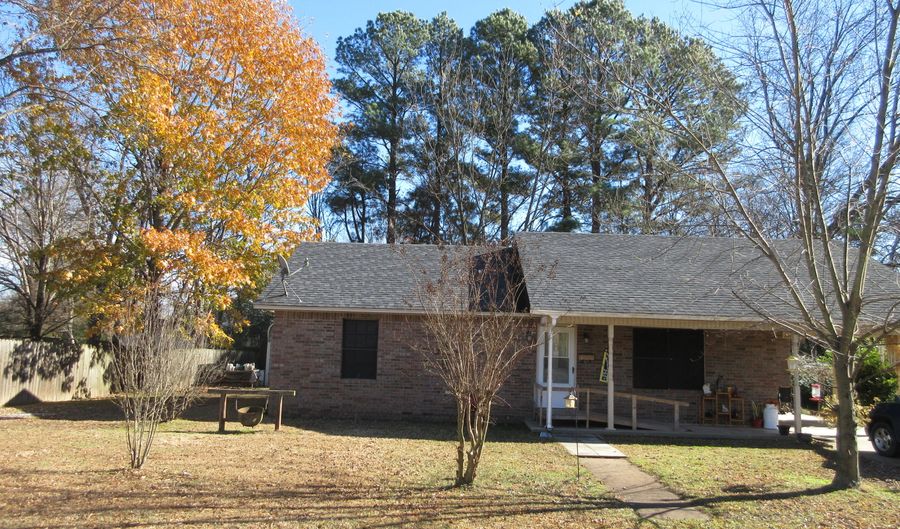 106 Ave 3 NW NW, Atkins, AR 72823 - 3 Beds, 2 Bath