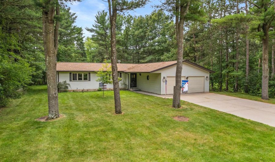 4130 NORPINE St, Wisconsin Rapids, WI 54494 - 3 Beds, 2 Bath
