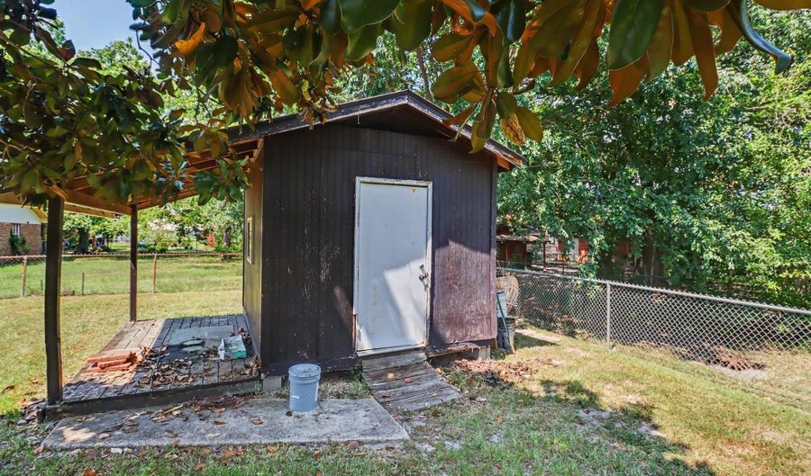 2134 Baywood Dr, Biloxi, MS 39532 - 3 Beds, 2 Bath