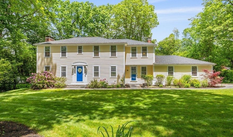 1 Emerson Dr, Acton, MA 01720 - 4 Beds, 3 Bath