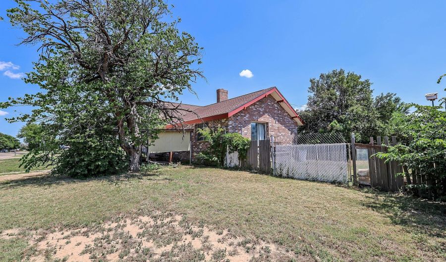 2001 NW 13TH Ave, Amarillo, TX 79107 - 4 Beds, 2 Bath
