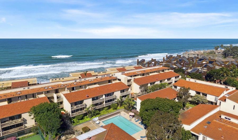 429 S Sierra Ave 324, Solana Beach, CA 92075 - 2 Beds, 2 Bath