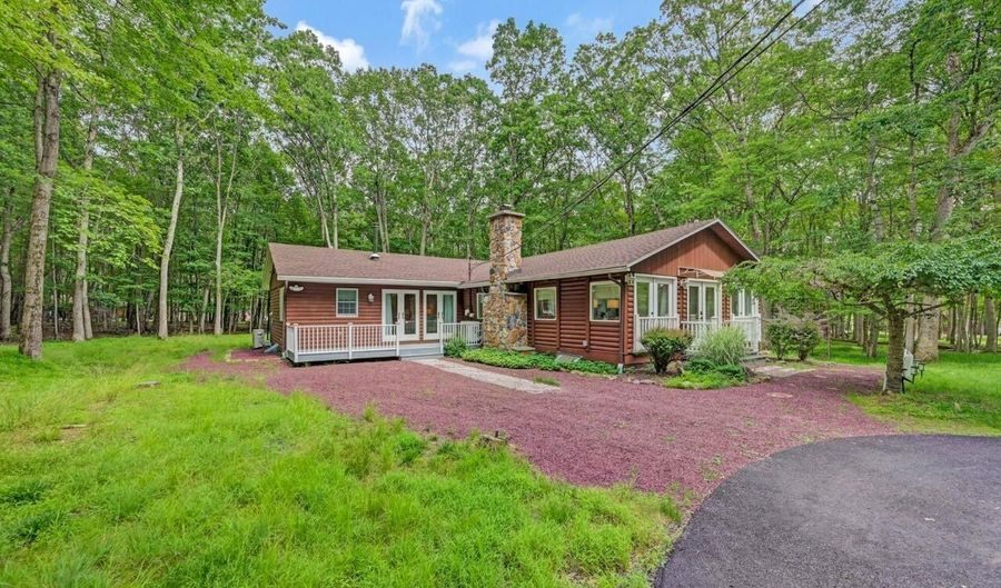 108 Tall Oak Rd, Albrightsville, PA 18210 - 3 Beds, 2 Bath