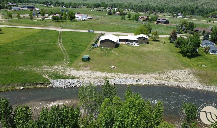 27 Rosebud Rd, Absarokee, MT 59001 - 4 Beds, 3 Bath