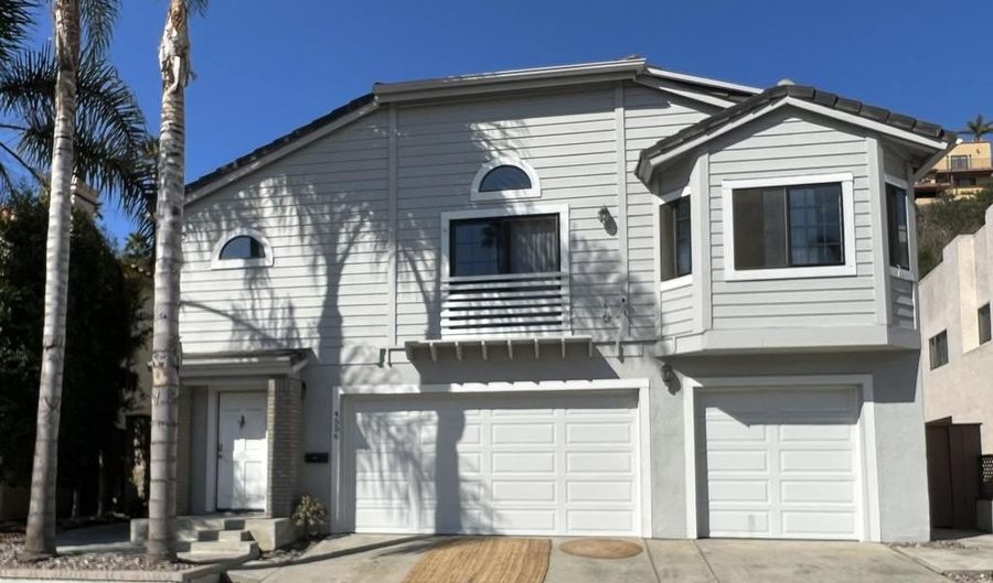 4556 Cove Dr, Carlsbad, CA 92008 - 3 Beds, 3 Bath