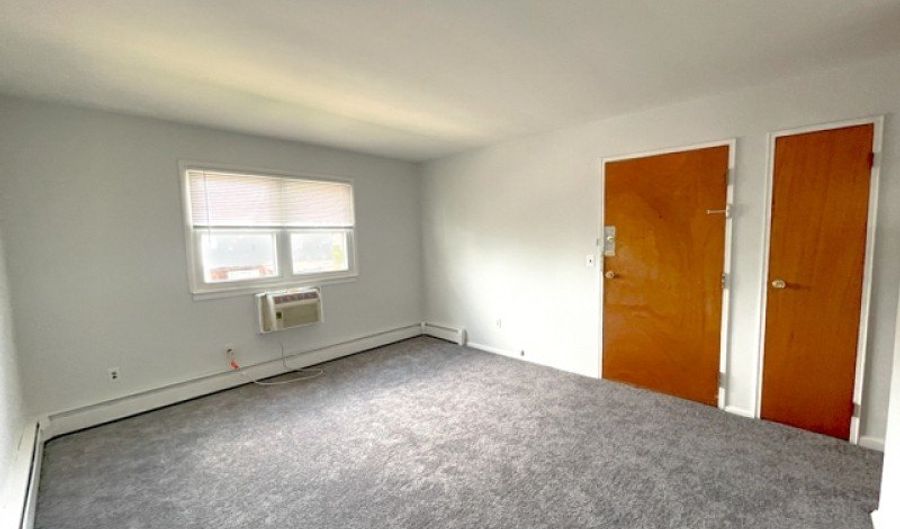 76 Frederick St 4, Belleville, NJ 07109 - 1 Beds, 1 Bath