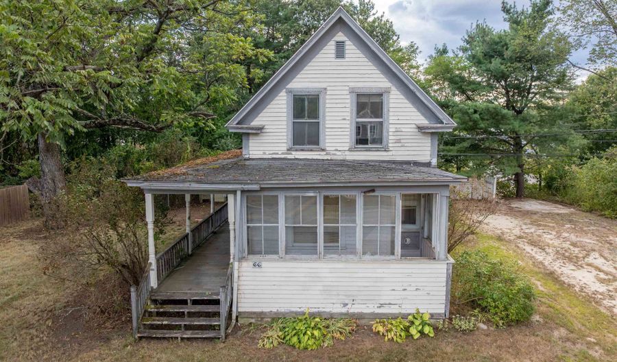 66 Chestnut Hill Rd, Rochester, NH 03867 - 3 Beds, 1 Bath