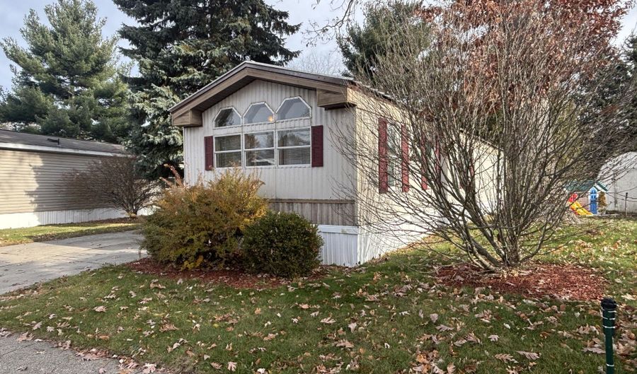 11510 Boyne Blvd, Allendale, MI 49401 - 2 Beds, 1 Bath