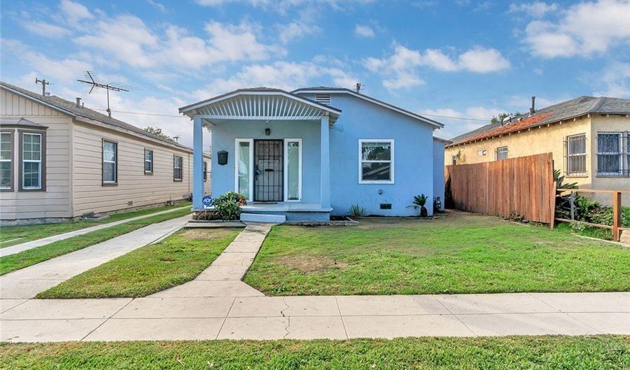 926 E 97th St, Los Angeles, CA 90002 - 2 Beds, 1 Bath