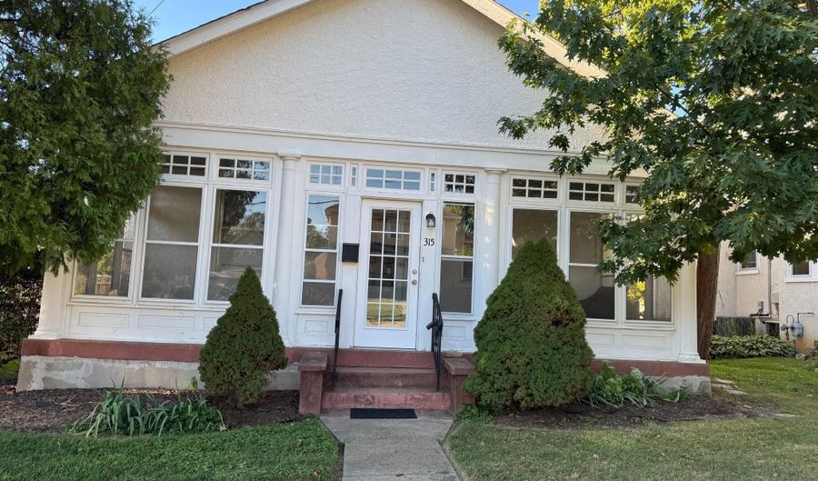 315 ROSEMARY Ave, Ambler, PA 19002 - 4 Beds, 2 Bath