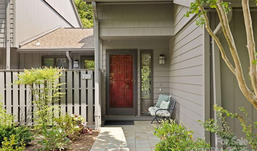 700 Crowfields Ln, Asheville, NC 28803 - 4 Beds, 3 Bath