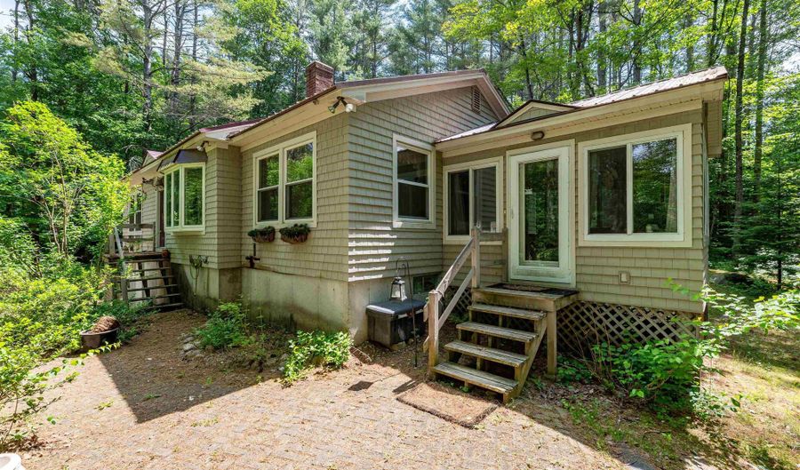 70 Tabor Cir, Albany, NH 03818 - 2 Beds, 1 Bath