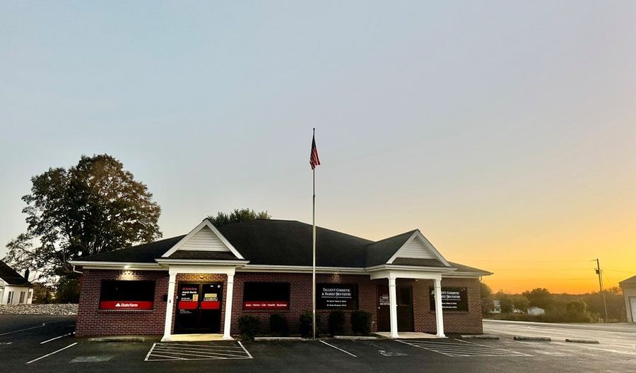 108 Plaza Dr, Albany, KY 42602 - 0 Beds, 0 Bath