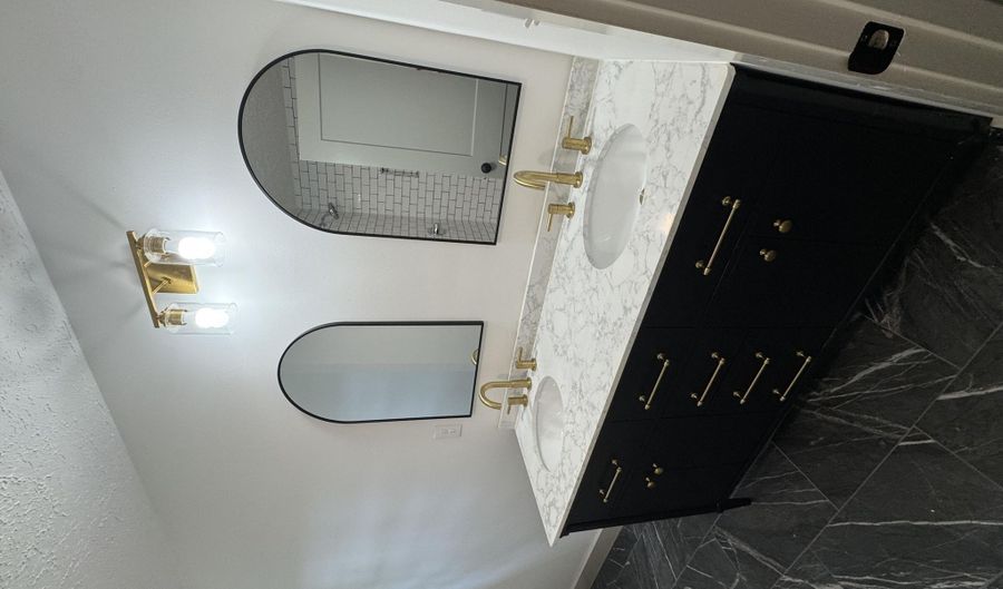 203 Lakeview Cir, Bean Station, TN 37708 - 3 Beds, 1 Bath